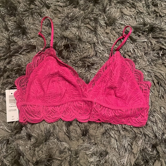 AritziaTalula Renfrew Bralette Lace bralette Granita Pink Size Small - Picture 3 of 4